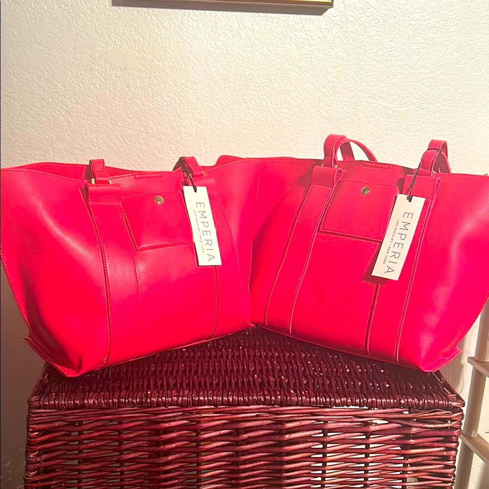 The lightest day tote times two. Identical New Twins !! Pink ~Pair is Perfect🩷🩷